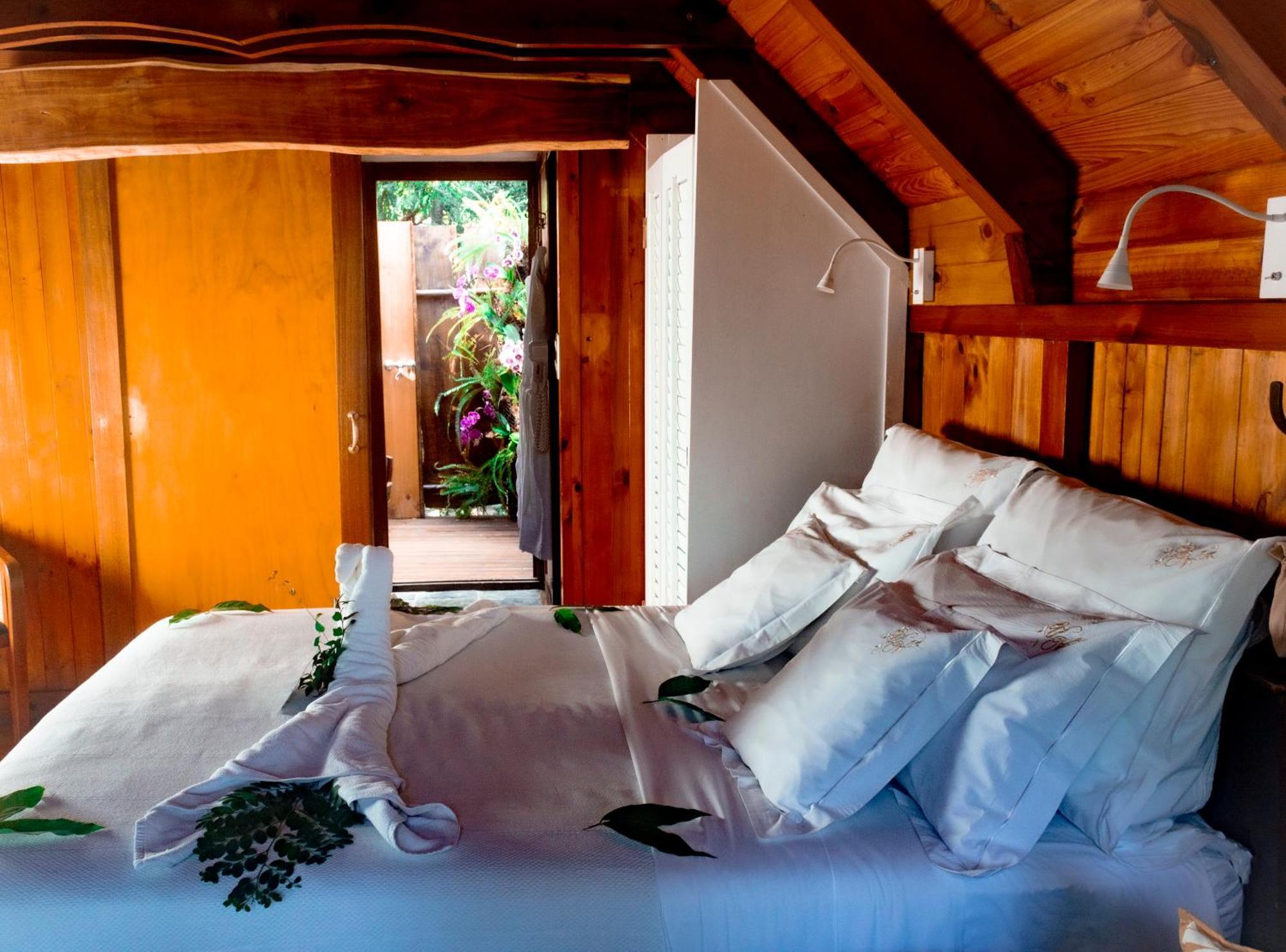 Lodge Roche Tamarin La Possession Exterior foto